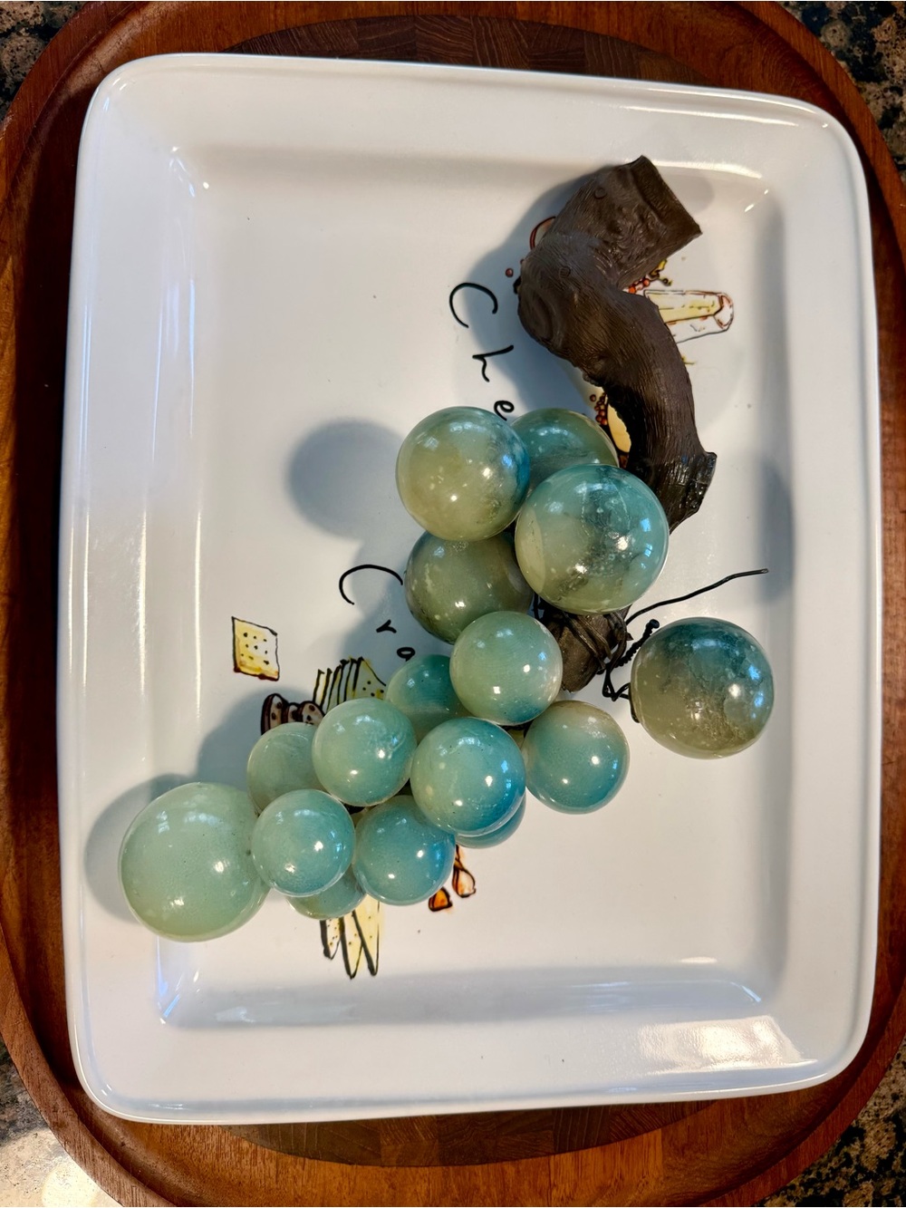VINTAGE MID CENTURY MODERN ALABASTER X-LARGE GREEN GRAPE CLUSTER